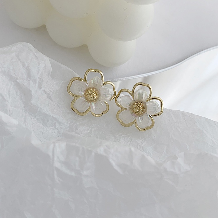 Anting Jarum Perak S925 Perempuan Berongga Anting Bunga stereo in Musim Panas Model Baru