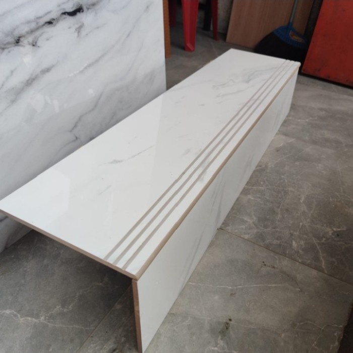 granit tangga keramik putih motif 30x90 20x90 granite list plint white