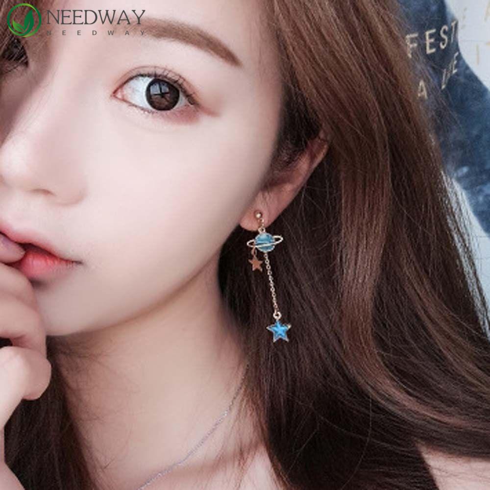 Needway Anting Bulan Bintang Biru Panjang Hadiah Planet Liontin Asimetris Saturnus Ear Studs Moon Women Earrings