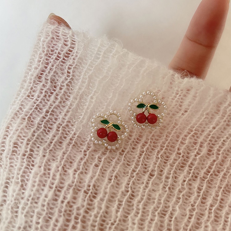 Red Cherry Gadis Manis Mutiara Indah Anting Desain Niche Kecil Yang Lucu