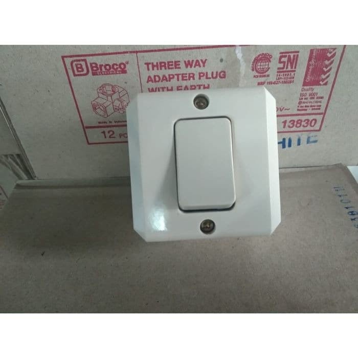 Saklar Tunggal Broco/ Saklar Engkel Outbow Broco/ Saklar Listrik