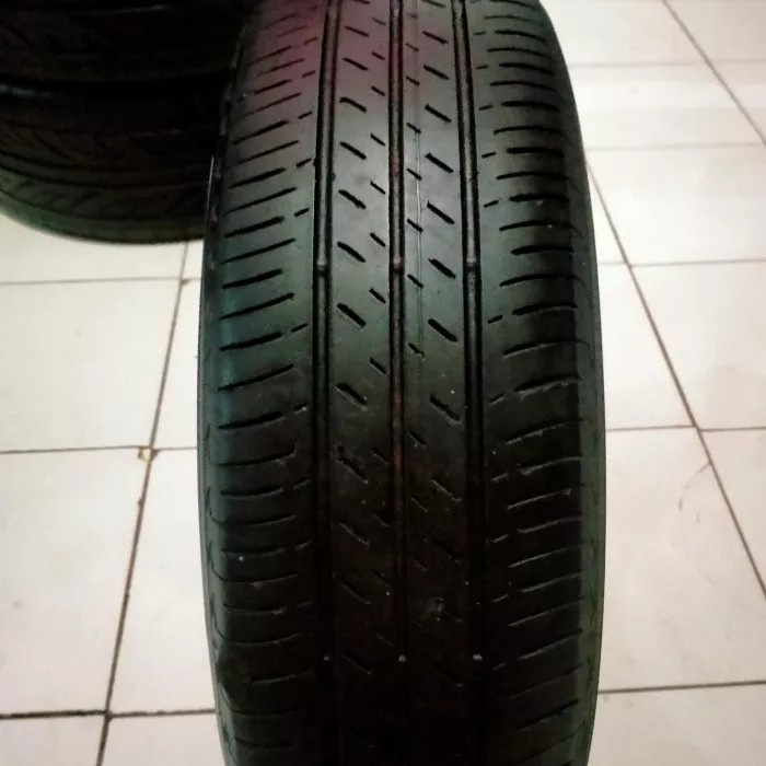 ban mobil 175/65 r14 dunlop