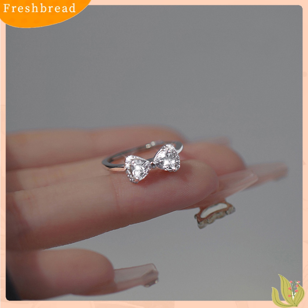 &lt; Freshbread &gt; Wanita Cincin Berlian Imitasi Mengkilap Open Eye-catching All-match Hadiah Pernikahan Wanita Manis Dasi Kupu Jari Cincin Perhiasan Untuk Pesta