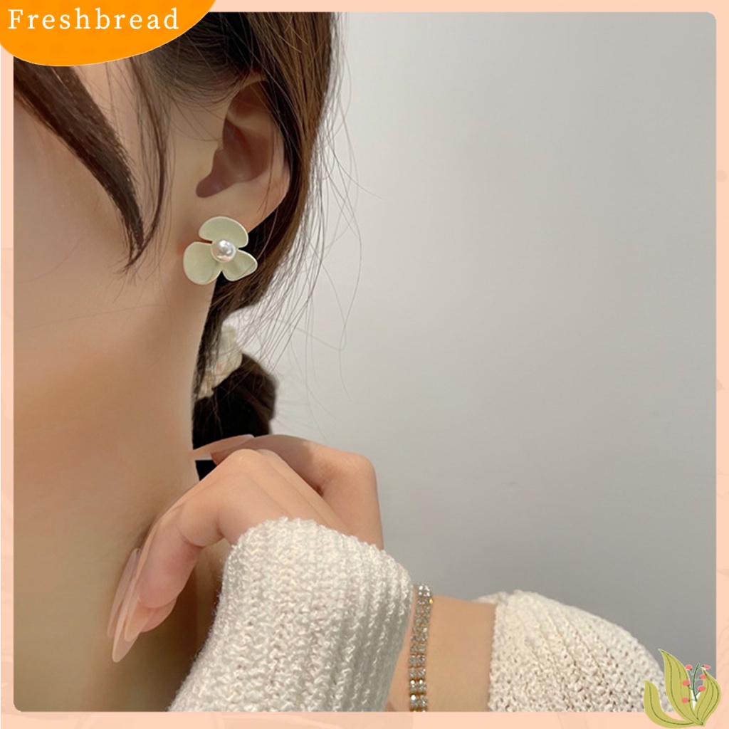 &lt; Freshbread &gt; 1pasang Klip Telinga Pengerjaan Halus Semua Pertandingan Menarik Eye-catching Shiny Dress Up Sederhana Indah Anting-Anting Aksesoris Untuk Kehidupan Sehari-Hari