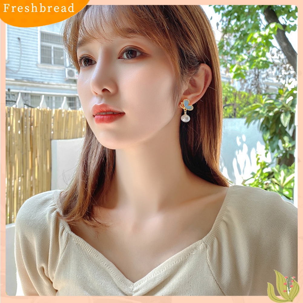 < Freshbread > Wanita Kupu-Kupu Bentuk Liontin Mutiara Imitasi All-match Stud Earrings Perhiasan Hadiah