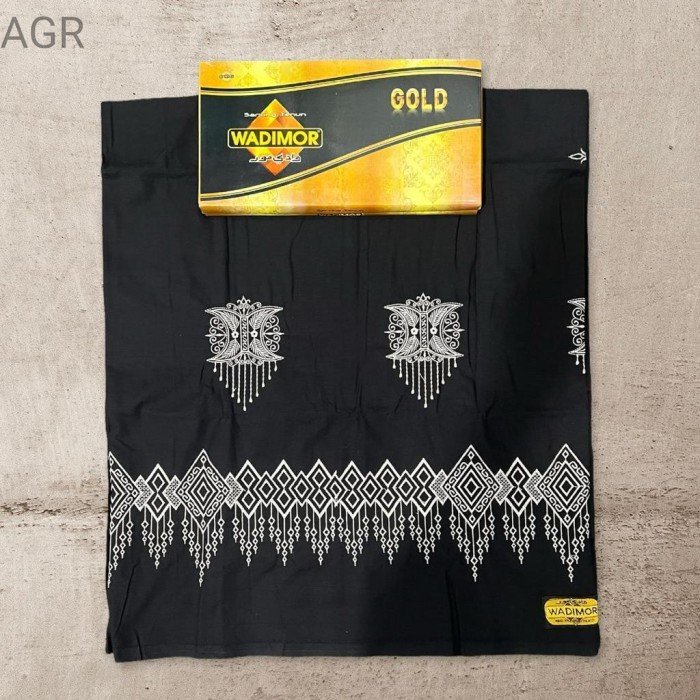 Kain Sarung bordir motif khas Aceh / Sarung wadimor motif pintu Aceh