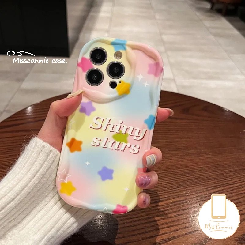 IPHONE Casing Belakang Kartun Bintang Huruf Warna-Warni Kompatibel Untuk Iphone11 14 12 13 Pro Max7 8 6s 6 Plus XR X XS Max SE 2020 7Plus 8Plus 3D Wavy Curved Edge Shockproof Glossy Soft Cover