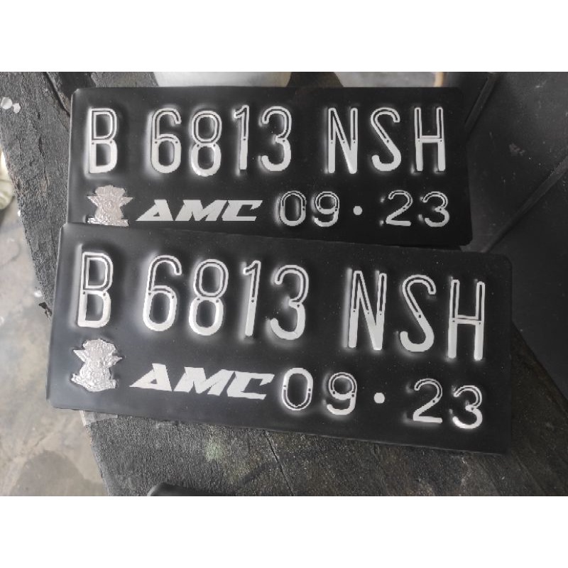 Nomor plat motor variasi + Request nama + Baut tanam SEPASANG