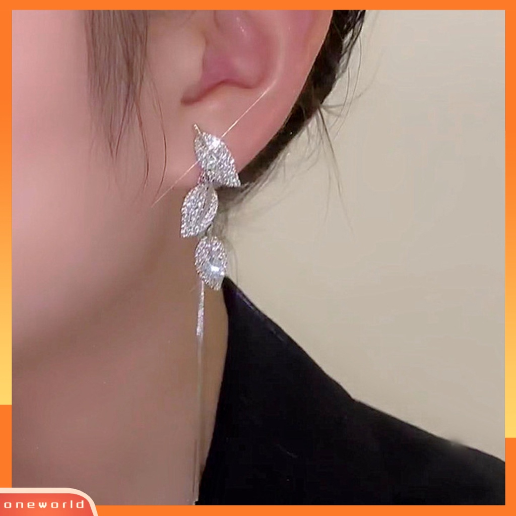 [WOD] 1pasang Anting Wanita Asimetris Mewah Mengkilap Bentuk Daun Rumbai Panjang Wanita Linear Earrings Prom Earrings