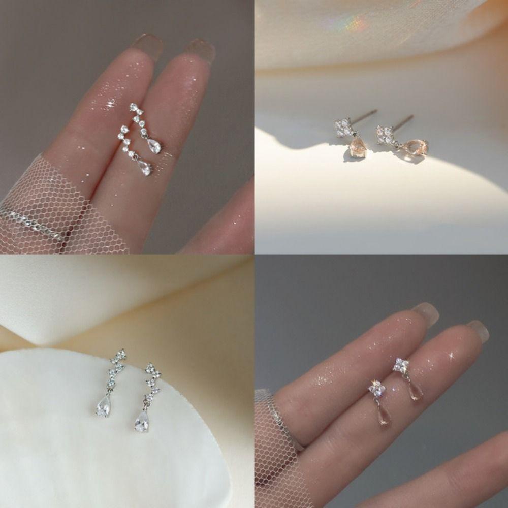 Anting LILY Water drop Fashion Anting Berlian Berkilau Kristal Keperakan Untuk Musim Panas