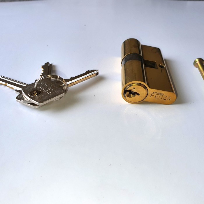 ✨READY✨ -Silinder Kunci Kuningan 60mm Folding Gate Rolling Harmonika Polding