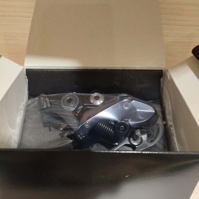 RD Rear Derailleur Ultegra R8000 GS Medium Cage