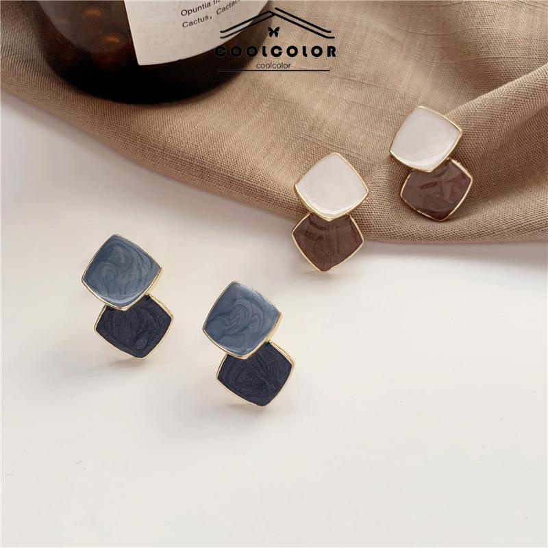 COD❤️Anting Gaya Korea Kecil Baru Fashion Wanita Anting Retro Mutiara Stud Earrings - cl