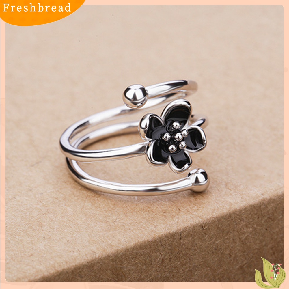 &lt; Freshbread &gt; Fashion Wanita Enamel Bunga Hitam Pembukaan Yang Dapat Disesuaikan Jari Cincin Perhiasan Hadiah