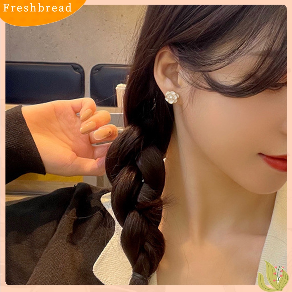 &lt; Freshbread &gt; 1pasang Wanita Ear Studs Bunga Perhiasan Mutiara Imitasi Gaya Korea Camellia Manset Telinga Hadiah Ulang Tahun