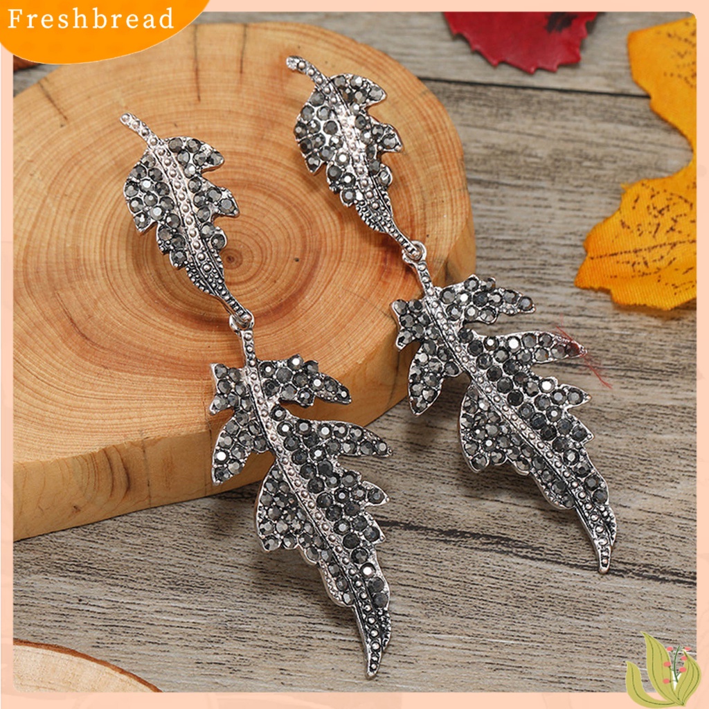 &lt; Freshbread &gt; 1pasang Wanita Drop Anting Bentuk Daun Berlian Imitasi Perhiasan Vintage Berlebihan Menjuntai Anting Hadiah Ulang Tahun