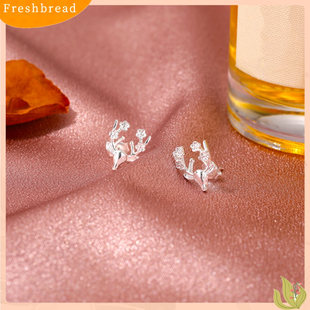 &lt; Freshbread &gt; Wanita Gadis Tanduk Rusa Anting Kepala Rusa Lucu Hewan Telinga Studs Perhiasan Hadiah