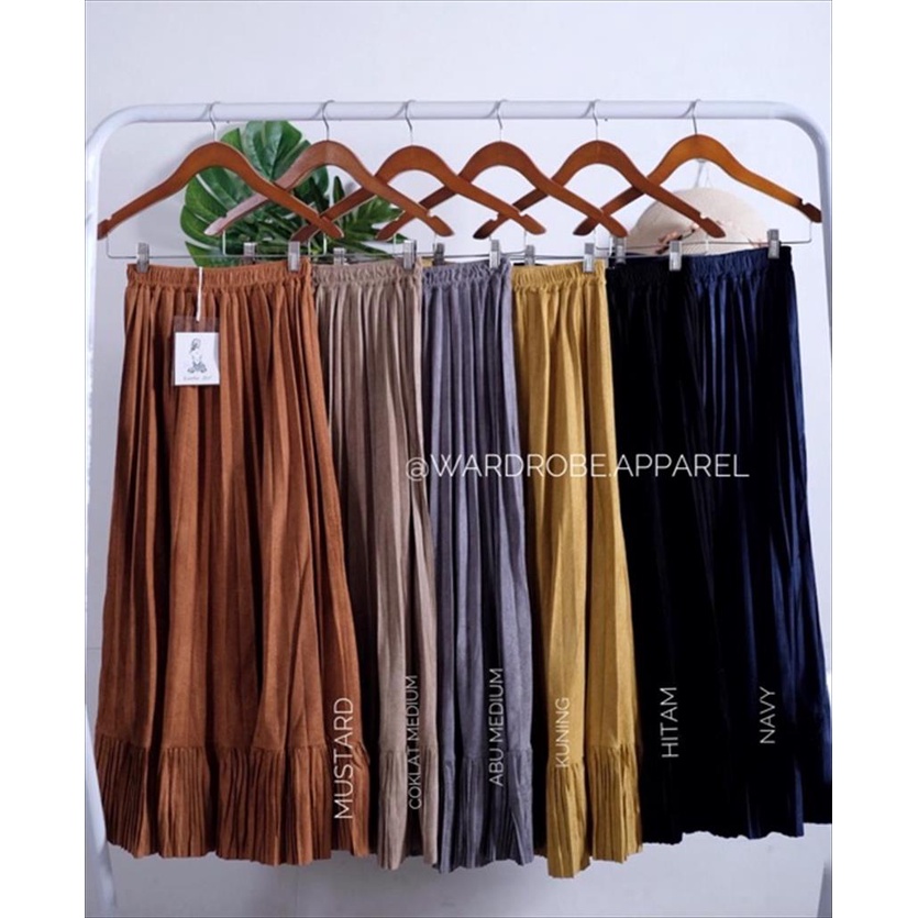 Rok plisket bahan suede premium bangkok bkk china hk