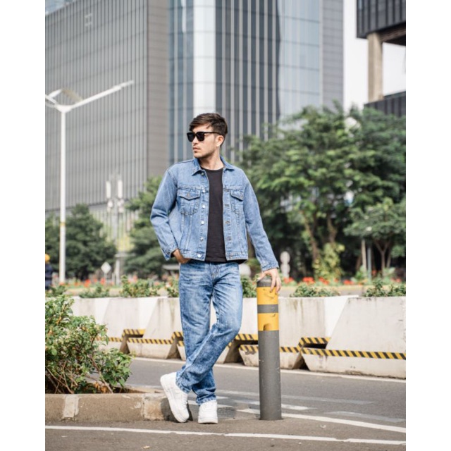 Weird Jeans - Reguler Fit Nexus Blue - Celana Panjang Denim Pria Polos