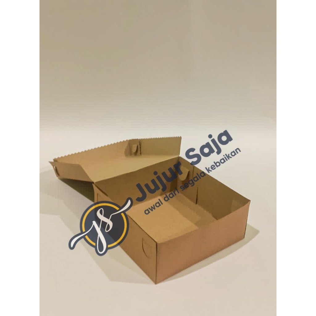 

DUS KUE KRAFT / DUS HAJATAN / DUS JAJAN ISI 6 UKURAN 16 x 16 KOTAK / KARDUS R6 KRAFT 275 GSM / KOTAK KUE / BOX HAJATAN