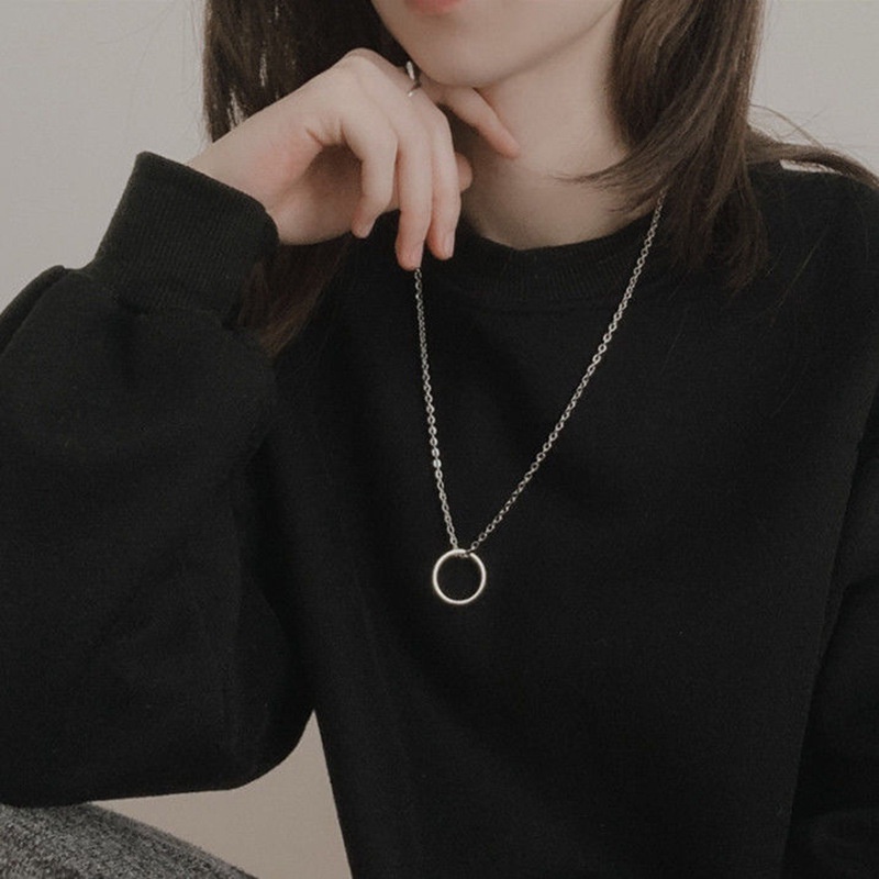 A Sederhana Sweater Rantai Baja Titanium Kalung Pria Trendi ins Hip-Hop Disco Raja Gaya Yang Sama Sweatshirt Rantai Cincin In