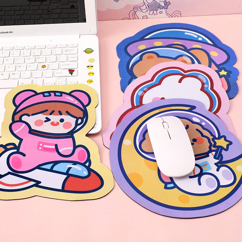 Ins Kartun Astronot Mousepad Lucu Desktop Anti-Selip Pad Kecil Permainan Mouse Keyboard Pad Pelindung