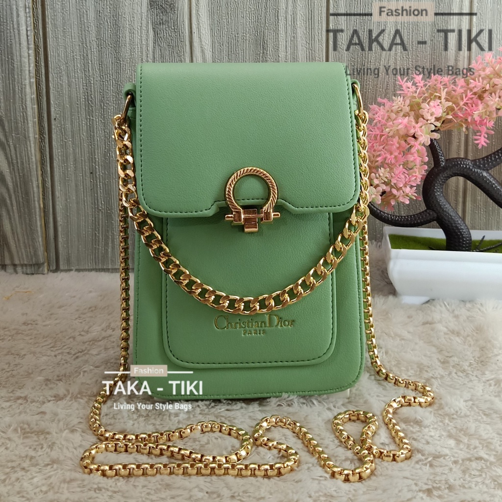 Tas sling bag cantik cd rantai  ring gold . best model terbaru 2023. SLING BAG HP WANITA 3 RUANG TERBARU