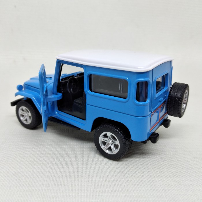 Diecast Mobil Jeep Toyota Land Cruiser FJ40 HardTop 1:36
