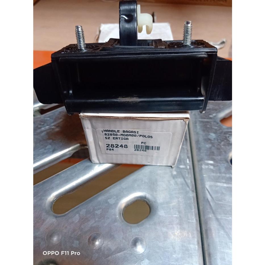 SPAREPART OTOMOTIF- Handle Bagasi Belakang Suzuki Ertiga Taiwan -KOMPONEN AKSESORIS
