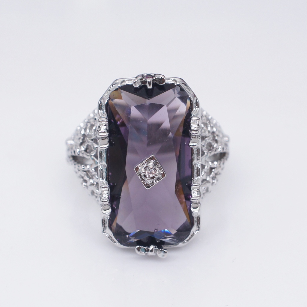 Goldkingdom Fashion Perhiasan Aksesoris Ready Stock Bertatahkan Chamfered Persegi Panjang Amethyst Putri Cincin Eropa Dan Amerika Melubangi Bunga Cincin Untuk Wanita