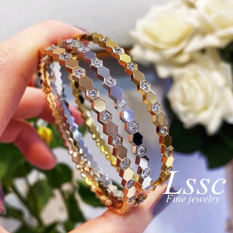 Gelang Titanium Wanita Anti Karat Berlian Mewah Emas 18K Geometris Fashion Korea Bangle Aksesoris Perhiasan