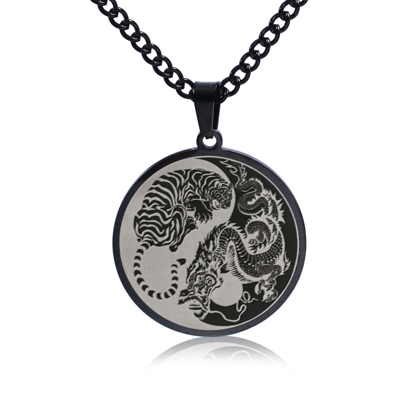 Z H Perhiasan Hip-hop Rock Stainless Steel Mendominasi Naga Harimau Yin Yang Tai Chi Liontin Untuk Pria Dan Wanita Fashionable Titanium Steel Kalung Retro Punk Aksesoris Pesta