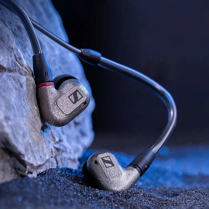 SENNHEISER IE600 Single Dynamic Driver In Ear Monitor Earphone