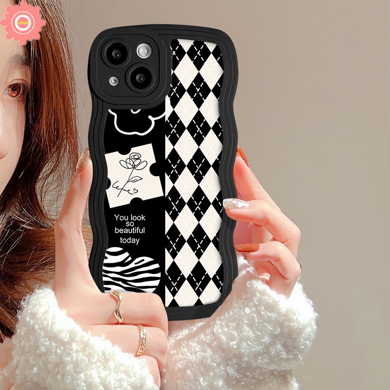 Case Untuk Realme C53 C55 C12 C33 C25Y C11 C25s C21Y C35 C25 C15 10 9i 7 5 6i 8 5s 8i 5i 9 Pro+7i C20A C3 C30 C20 C17 Romantic Art Gallery Checkerboard Bunga Lembut Bergelombang Penutup Tepi