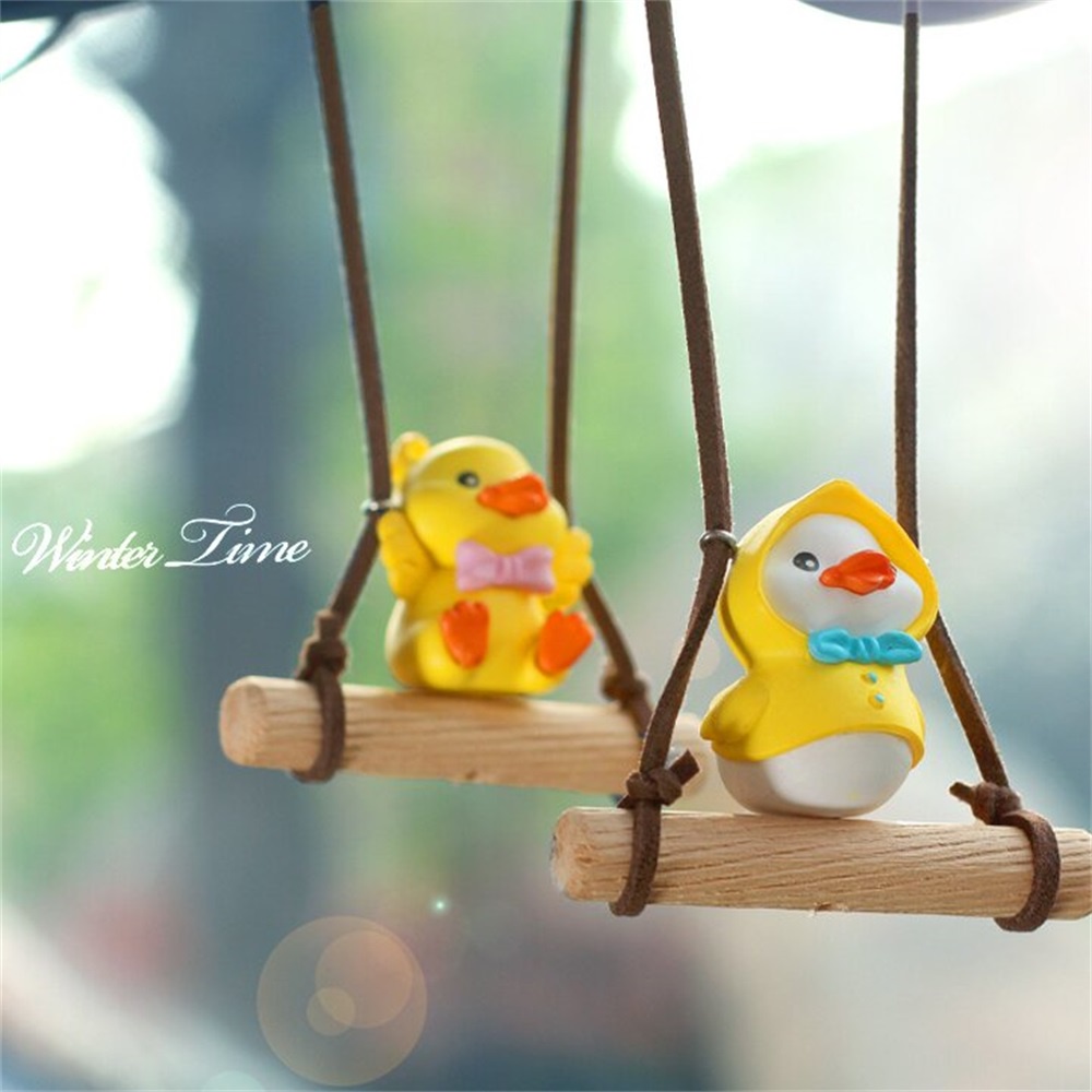 Ornamen Gantung Mobil Bebek Swing Lucu Untuk Dekorasi Spion Interior Mobil