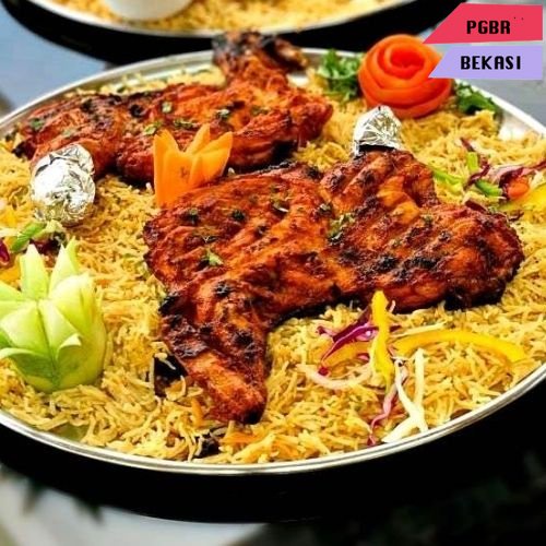 

Bumbu Nasi Mandhi dan Beras Basmati 500 gr / Bumbu Nasi Mandhi Paket lengkap
