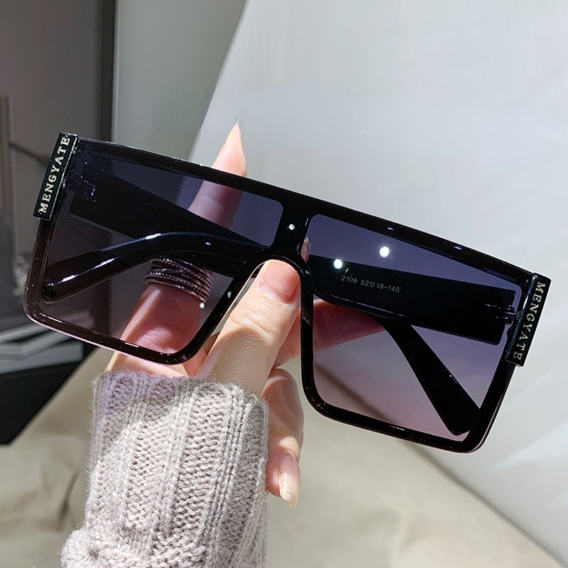 Fashion Square Aesthetic Shades Sunglasses Untuk Wanita/Men Metal Frame Sunglasses Eyewear