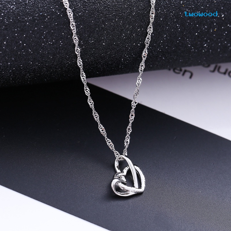 Twowood Kalung Liontin Hati Ganda Klavikula Elegan