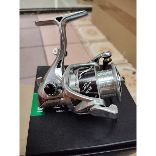 Reel Ryobi pancing Zauber II hp 2000 3000 4000 power handel