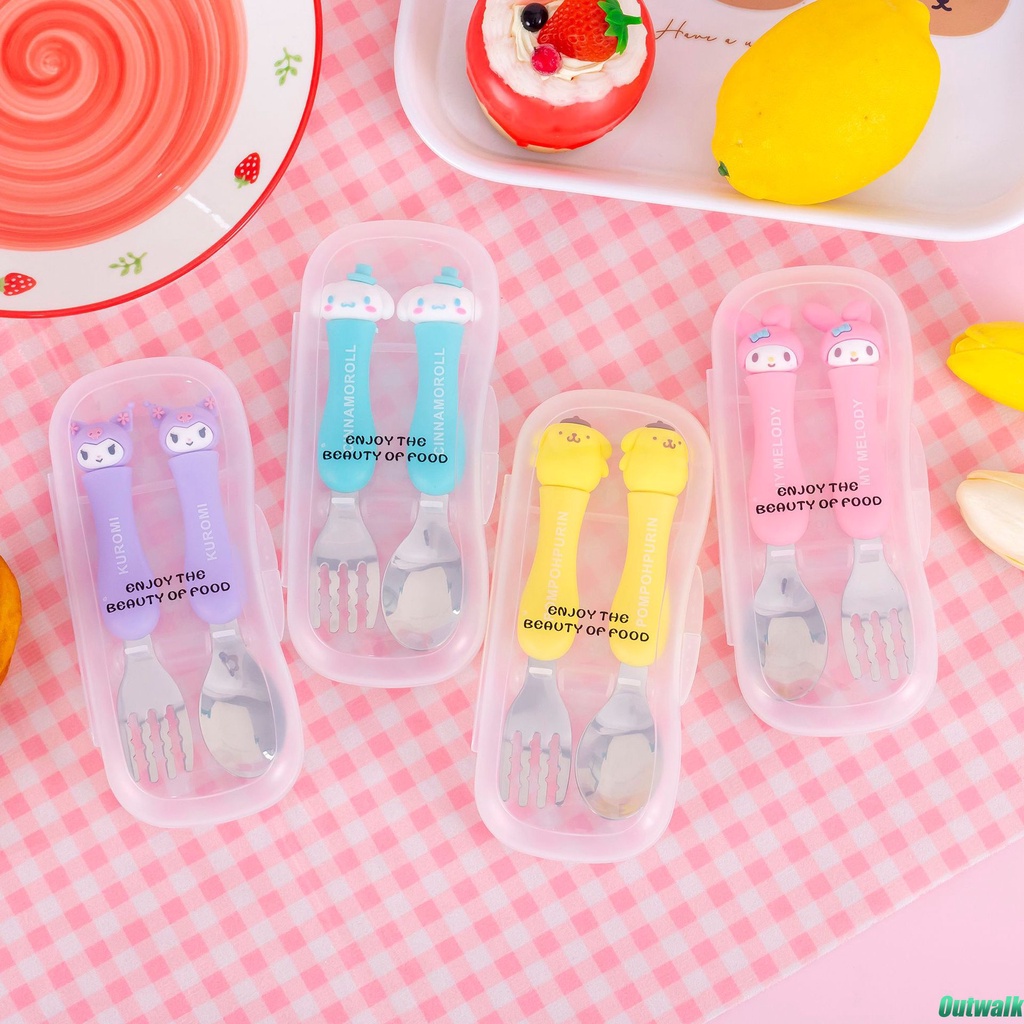 ღ Sanrio Stainless Steel Peralatan Makan Kulomi Hello Kitty Sendok Garpu Set Dua Potong Pemodelan Kecil Putih Silikon Pegangan Halus untuk Hadiah Aksesoris Dapur
