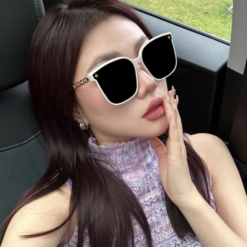 We Flower Chic Shining Sequin Link Rantai Frame Over Sized Sunglasses Untuk Wanita Pria Trendy Shades Anti-Radiasi Eyewear