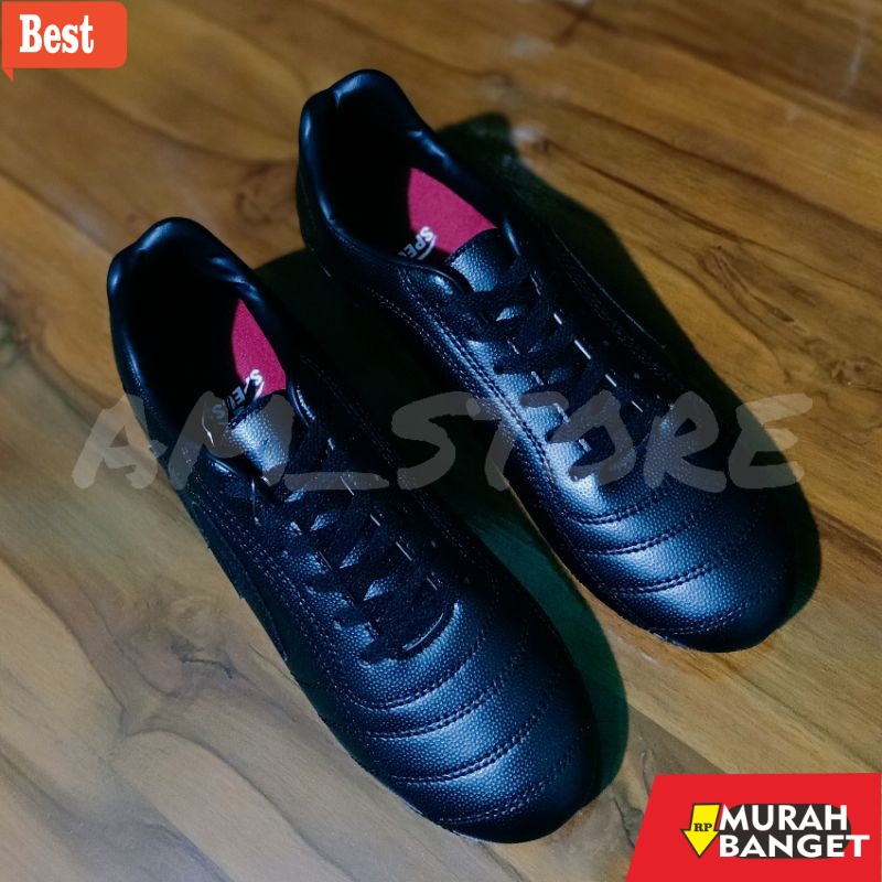 Sepatu bola terkeren- Sepatu bola specs pria dewasa full hitam