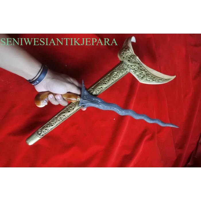 

keris sabuk inten warangka ladrang alusan topeng full tinggalan buyut wingit boss