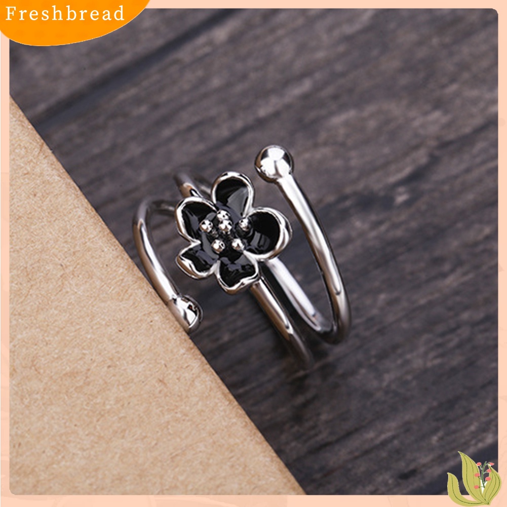 &lt; Freshbread &gt; Fashion Wanita Enamel Bunga Hitam Pembukaan Yang Dapat Disesuaikan Jari Cincin Perhiasan Hadiah