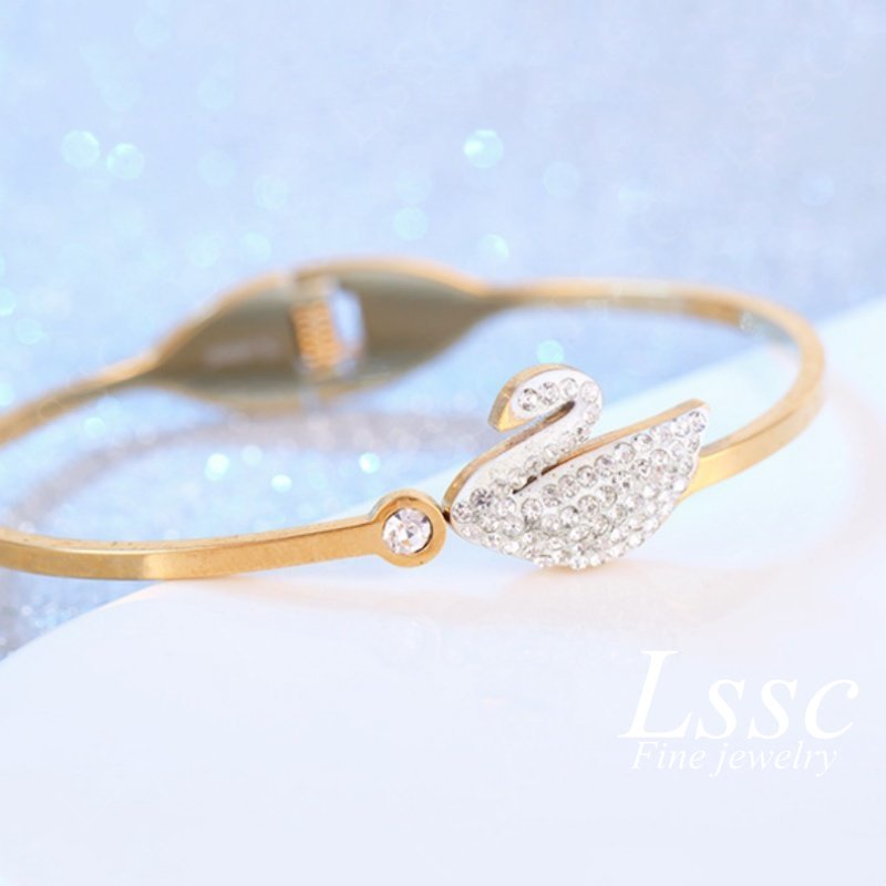 Gelang Titanium Wanita Anti Karat Angsa Swan Permata Cantik Emas 18K Dewasa Bangle Fashion Korea Aksesoris Perhiasan