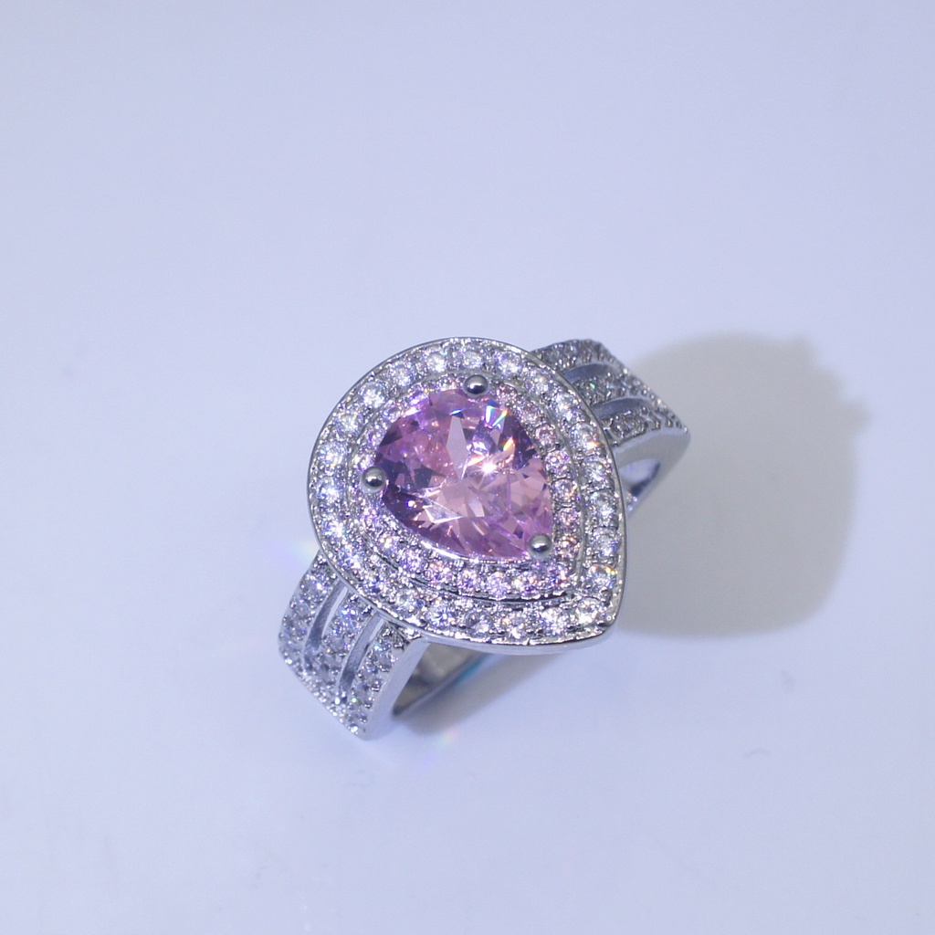 Goldkingdom Aksesoris Perhiasan Fashion Ready Stock Kreatif Tiga Lapis Cincin Pertunangan Wanita Dengan Tetesan Air Kristal Pink Yang Tertanam Di Cincin Berbentuk Pir