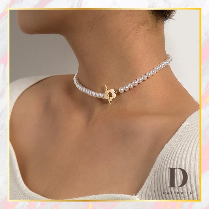 Kalung Mutiara Wanita Liontin Bunga Clover Mini Model Slip