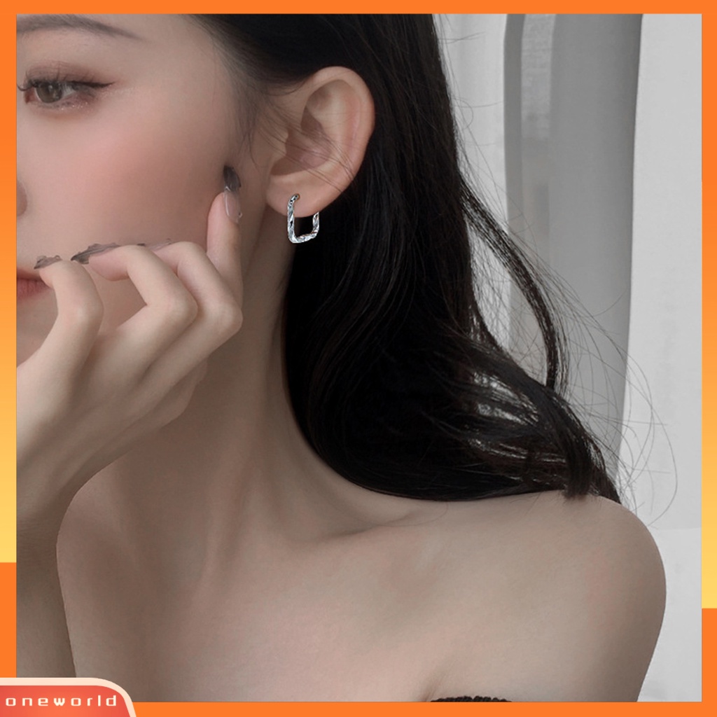 [EONE] 1pc Wanita Anting Persegi Geometris Warna Emas/Perak Keren Hadiah Mini Mungil Logam Memutar Ladies Earring Fashion Perhiasan