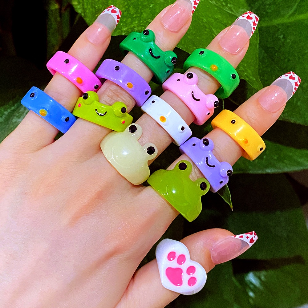 [Harga Grosir] [Gaya cerah/Gaya tidak bersinar] Cincin Resin Kodok Glow-in-the-dark / Fashion Trendi Baru Berwarna Cincin Hewan Bercahaya / Mini Kreatif Wanita Pria Rings / Perhiasan Lucu Sederhana