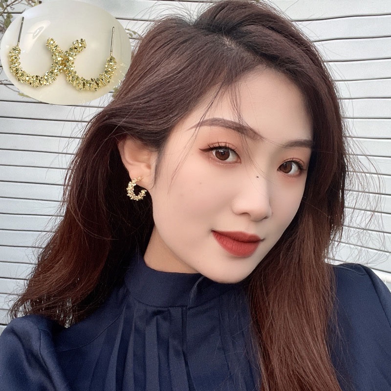 Anting Tusuk Geometri Simple Alloy Irregular Untuk Wanita